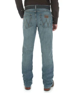 Wrangler 20X Men's 02 Competition Advanced Comfort Jeans