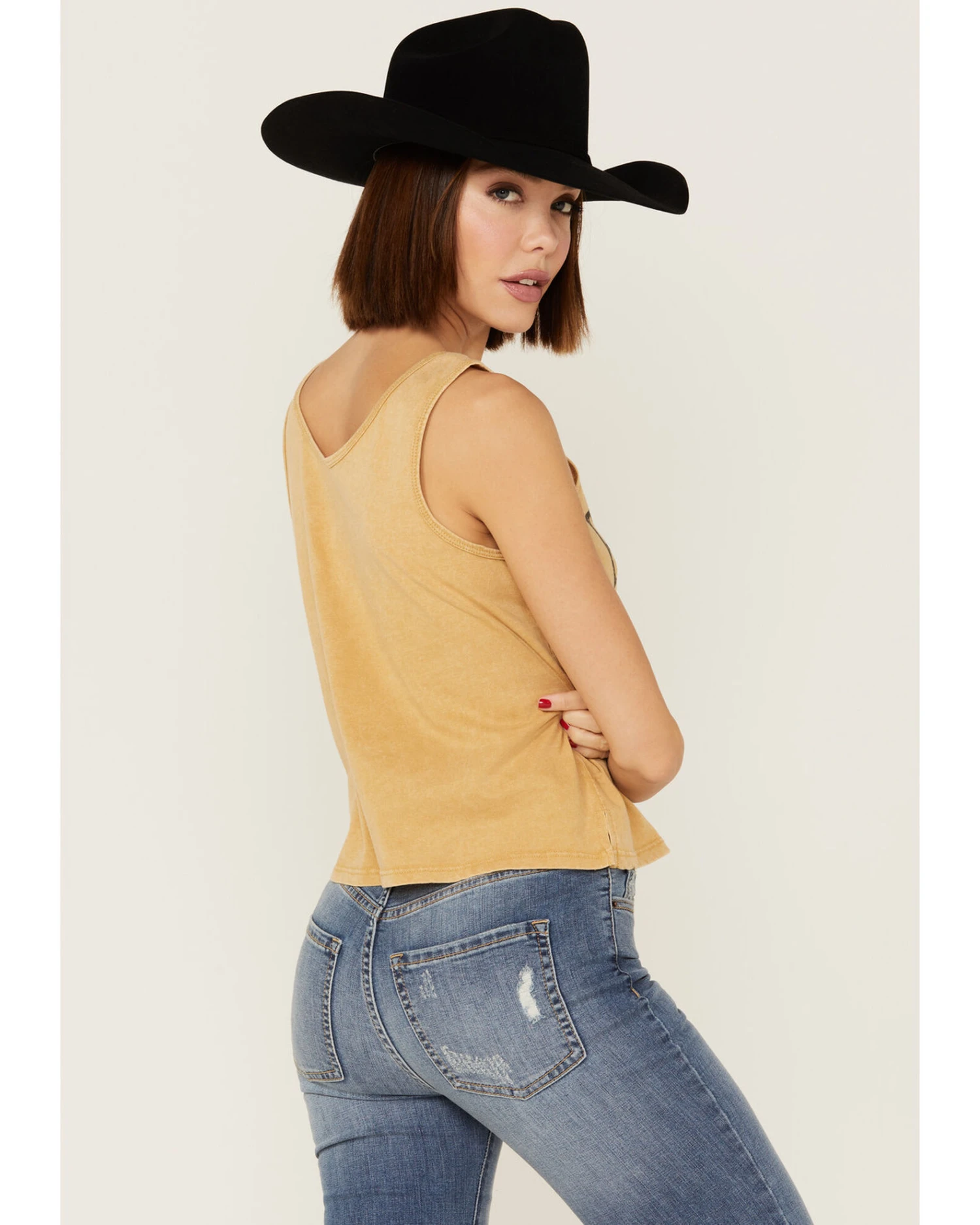 Cleo + Wolf Women's Everybody Deserves Another Shot Gold Graphic Tank - Image 3