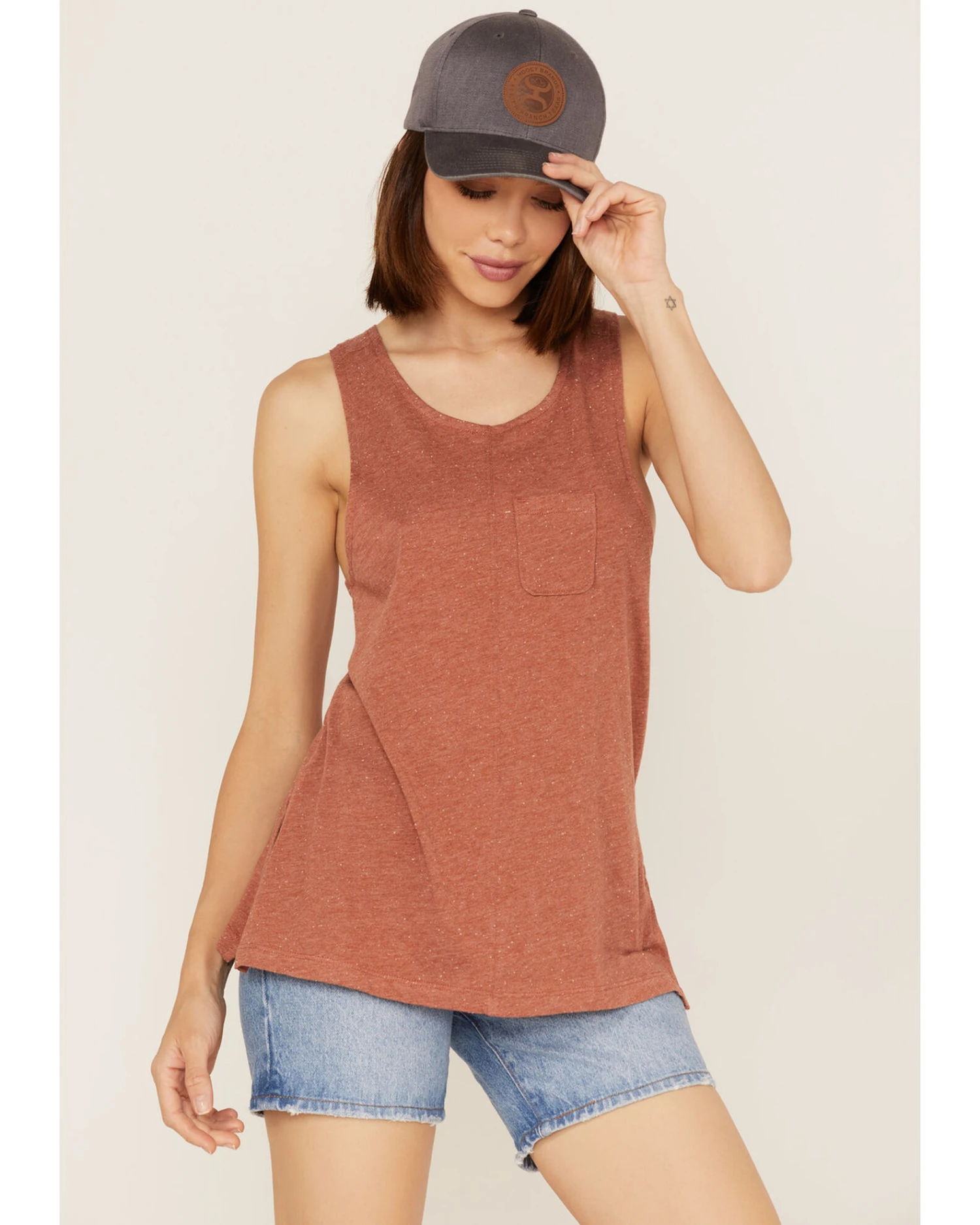 Cleo + Wolf Women's Crossover Back Tank Top
