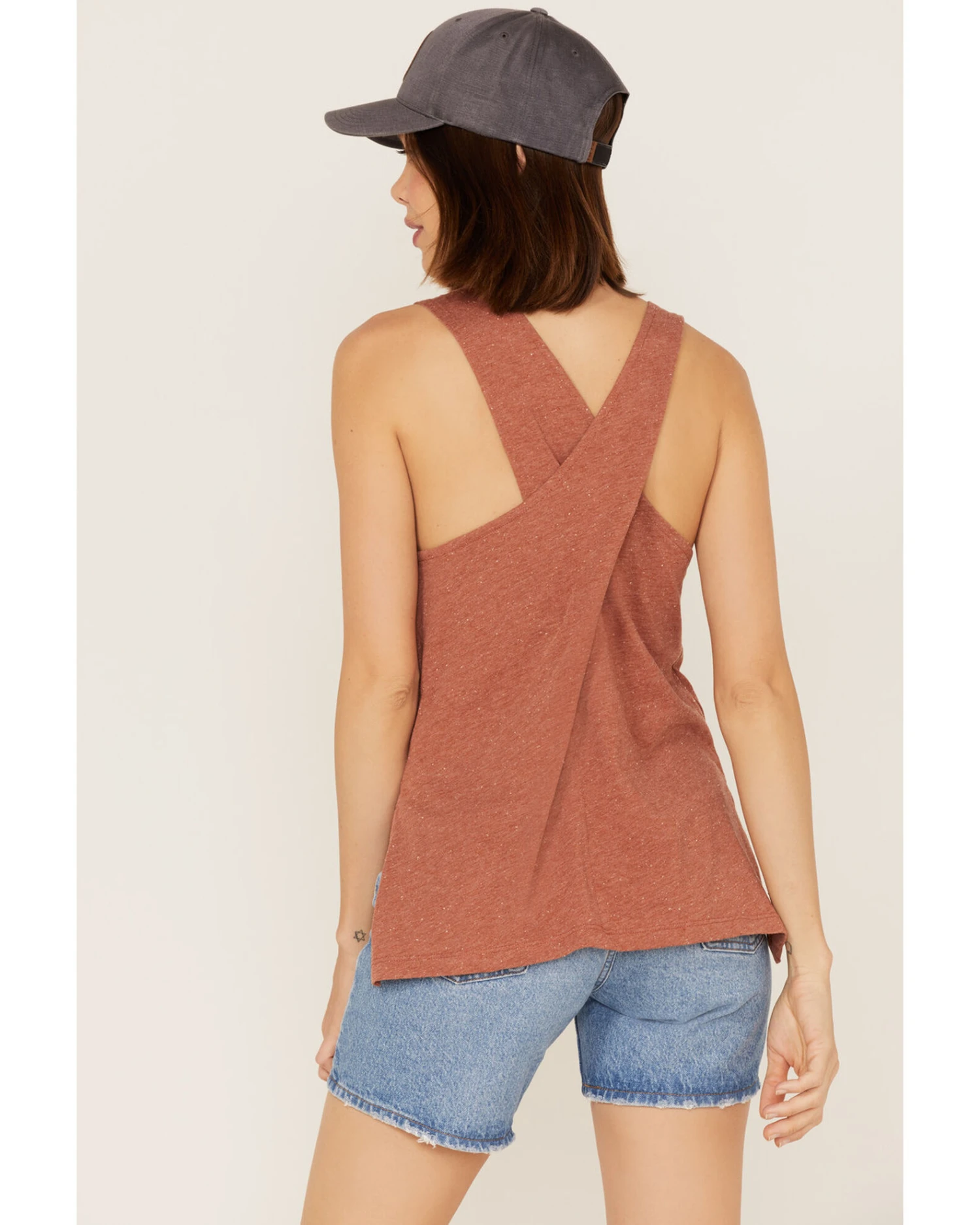 Cleo + Wolf Women's Crossover Back Tank Top - Image 4
