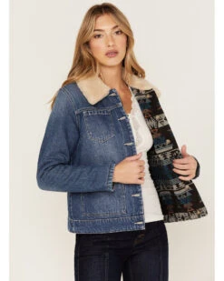 Idyllwind Women's Medium Wash Reversible Sherpa Blanket Denim Jacket