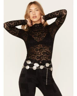 Molly Bracken Women's Floral Lace Long Sleeve Top