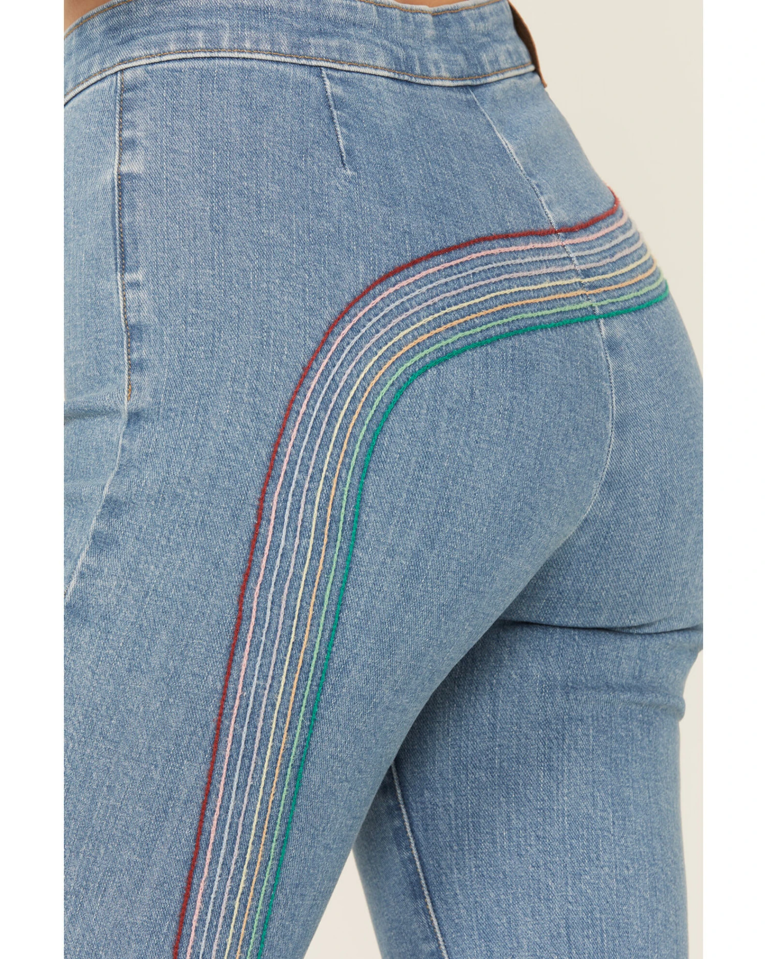 Lee Women's Light Wash High Rise Rainbow Super Flare Jeans - Image 4
